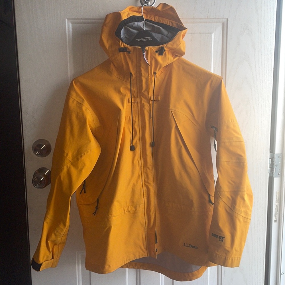 Women’s LL bean technical jacket size Largs